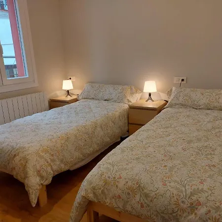 En Con Zonas Comunes Compartida H3 Homestay szállás *